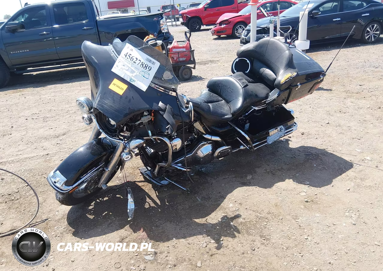 2004 Harley-Davidson Flhtcui VIN:1HD1FCW184Y612389 - 2