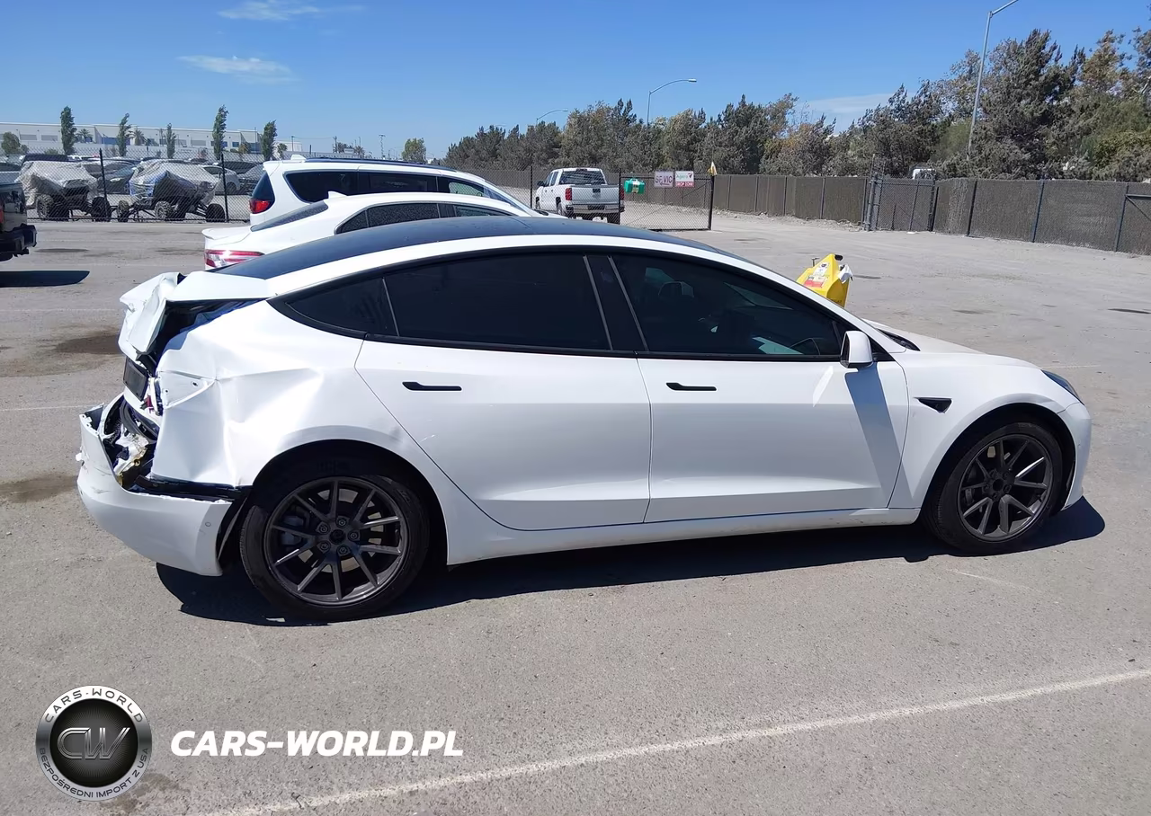 2021 Tesla Model 3 Standard Range Plus Rear-Wheel Drive VIN:5YJ3E1EA2MF018593 - 14