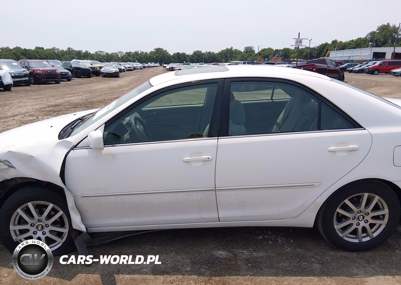 2003 Toyota Camry Xle VIN:4T1BE32K43U260484 - 15