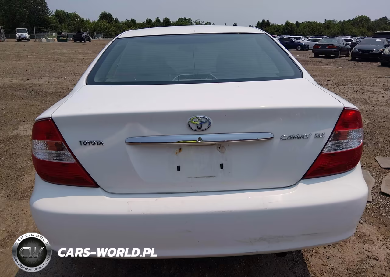 2003 Toyota Camry Xle VIN:4T1BE32K43U260484 - 17