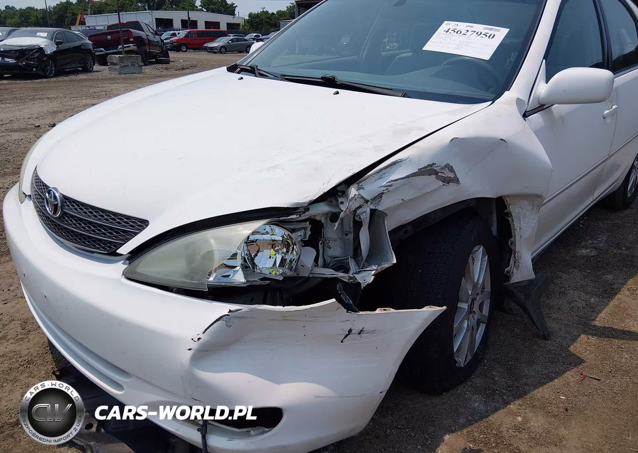 2003 Toyota Camry Xle VIN:4T1BE32K43U260484 - 6