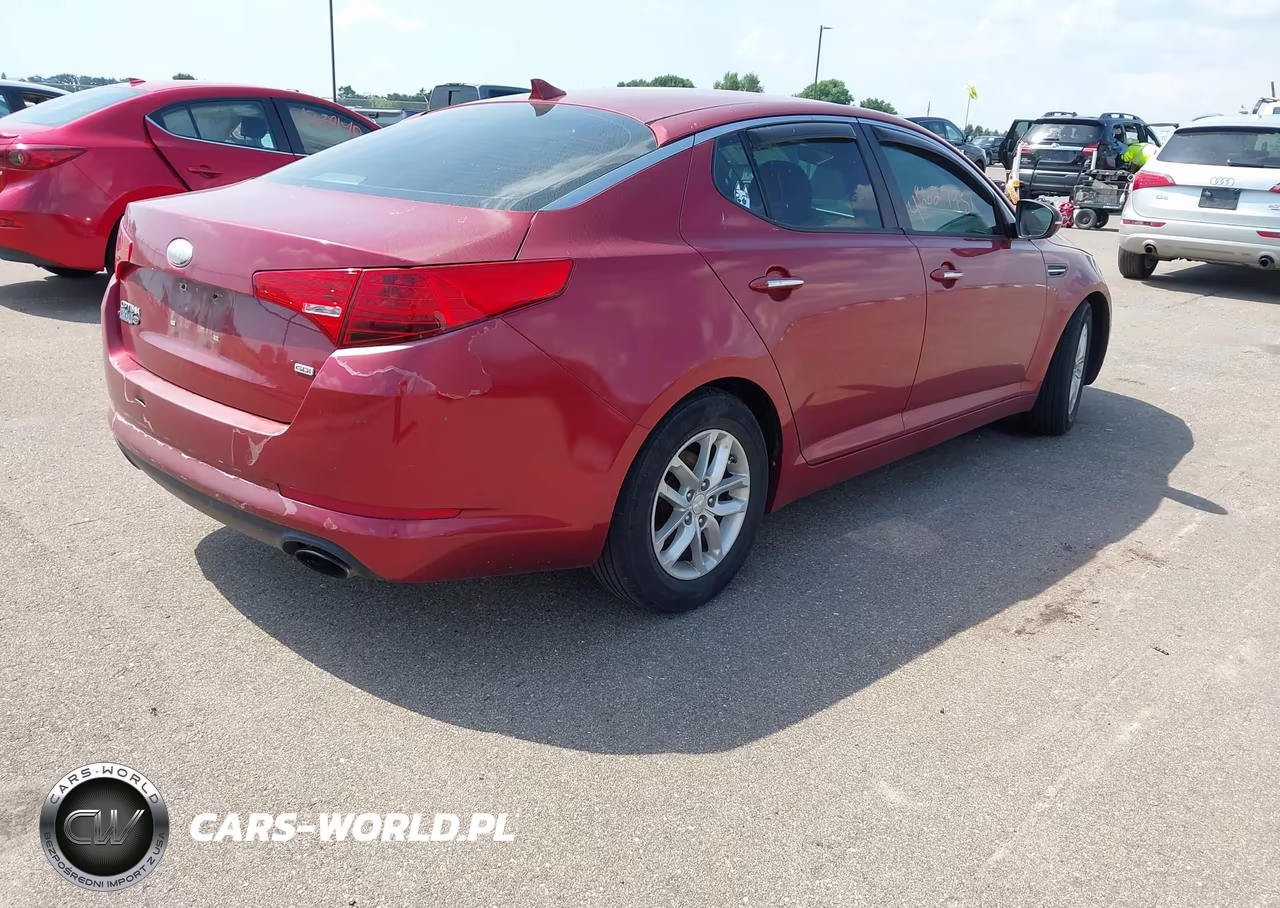 2013 Kia Optima Lx VIN:5XXGM4A77DG211867 - 4
