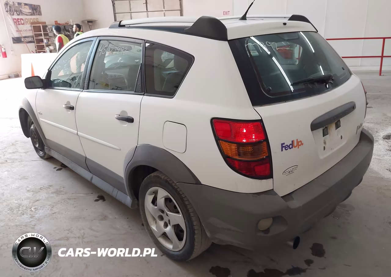 2008 Pontiac Vibe VIN:5Y2SL67878Z423678 - 3