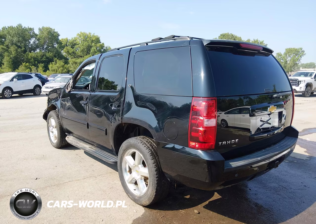 2014 Chevrolet Tahoe Lt VIN:1GNSKBE07ER246464 - 3