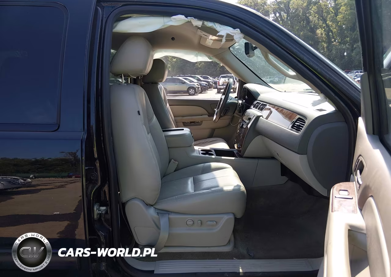 2014 Chevrolet Tahoe Lt VIN:1GNSKBE07ER246464 - 5
