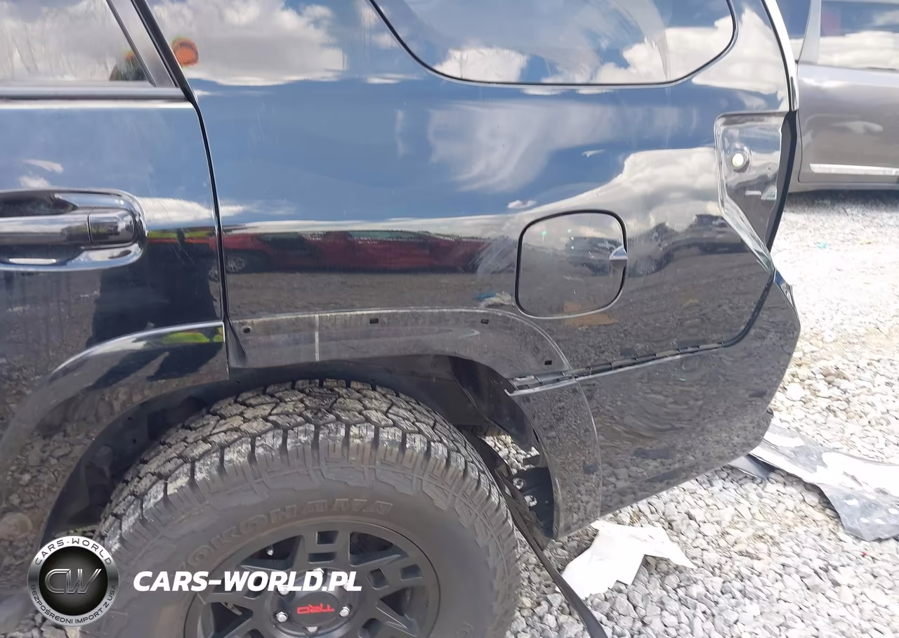 2019 Toyota 4Runner Trd Off Road Premium VIN:JTEBU5JR2K5668990 - 19