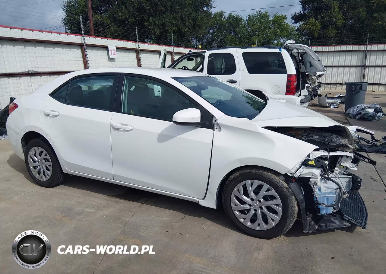 2019 Toyota Corolla Le VIN:5YFBURHE7KP884092 - 13