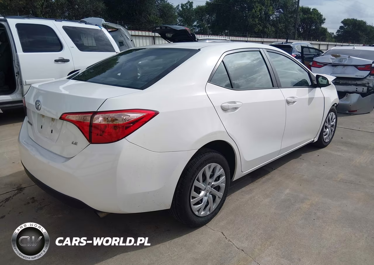2019 Toyota Corolla Le VIN:5YFBURHE7KP884092 - 4