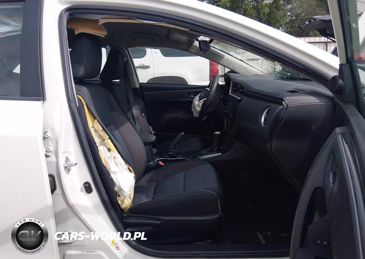 2019 Toyota Corolla Le VIN:5YFBURHE7KP884092 - 5