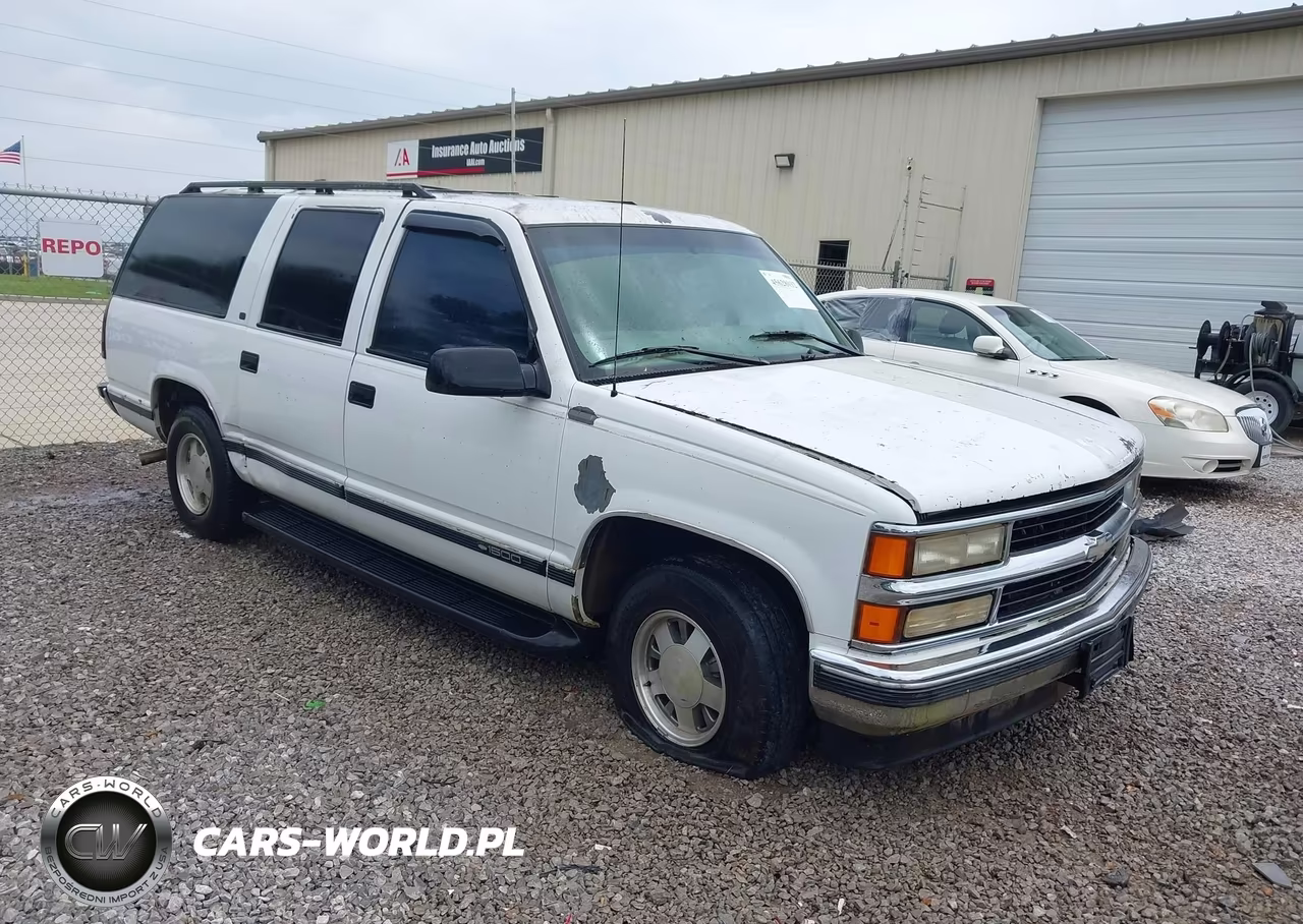 1999 Chevrolet Suburban Lt