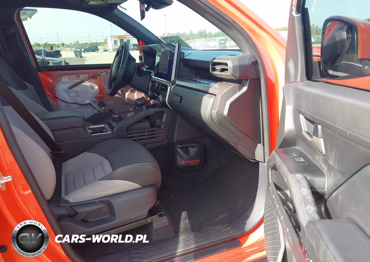 2024 Toyota Tacoma Trd Sport VIN:3TYLB5JN4RT051806 - 5
