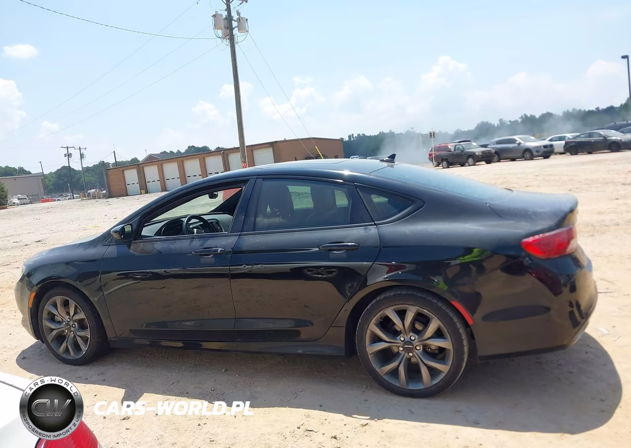 2015 Chrysler 200 S VIN:1C3CCCBG2FN686509 - 14