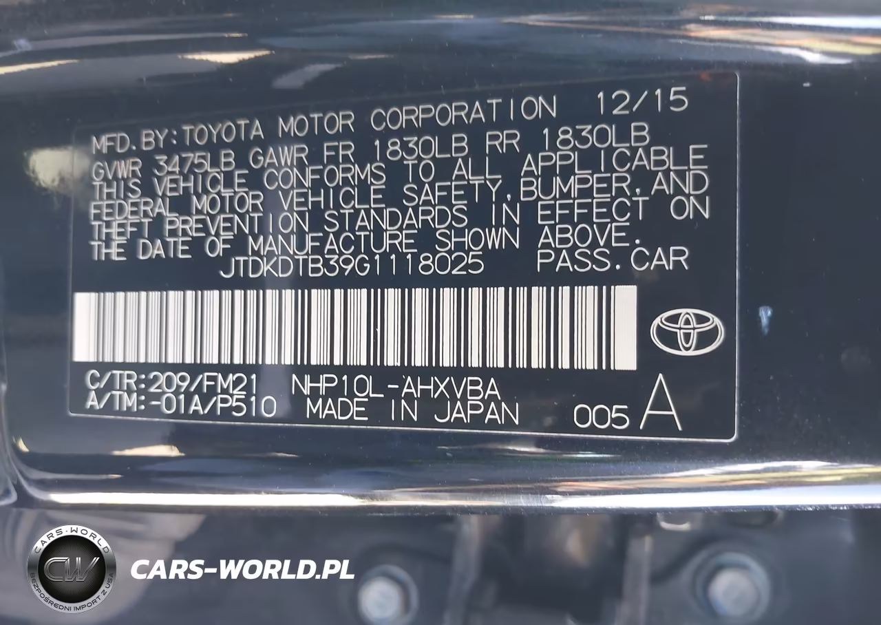 2016 Toyota Prius C Two VIN:JTDKDTB39G1118025 - 9