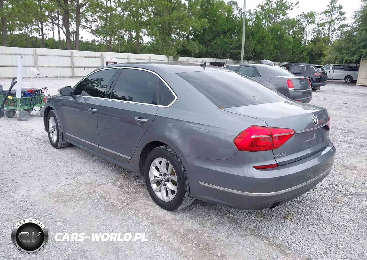 2016 Volkswagen Passat 1.8T S VIN:1VWAT7A30GC042476 - 3