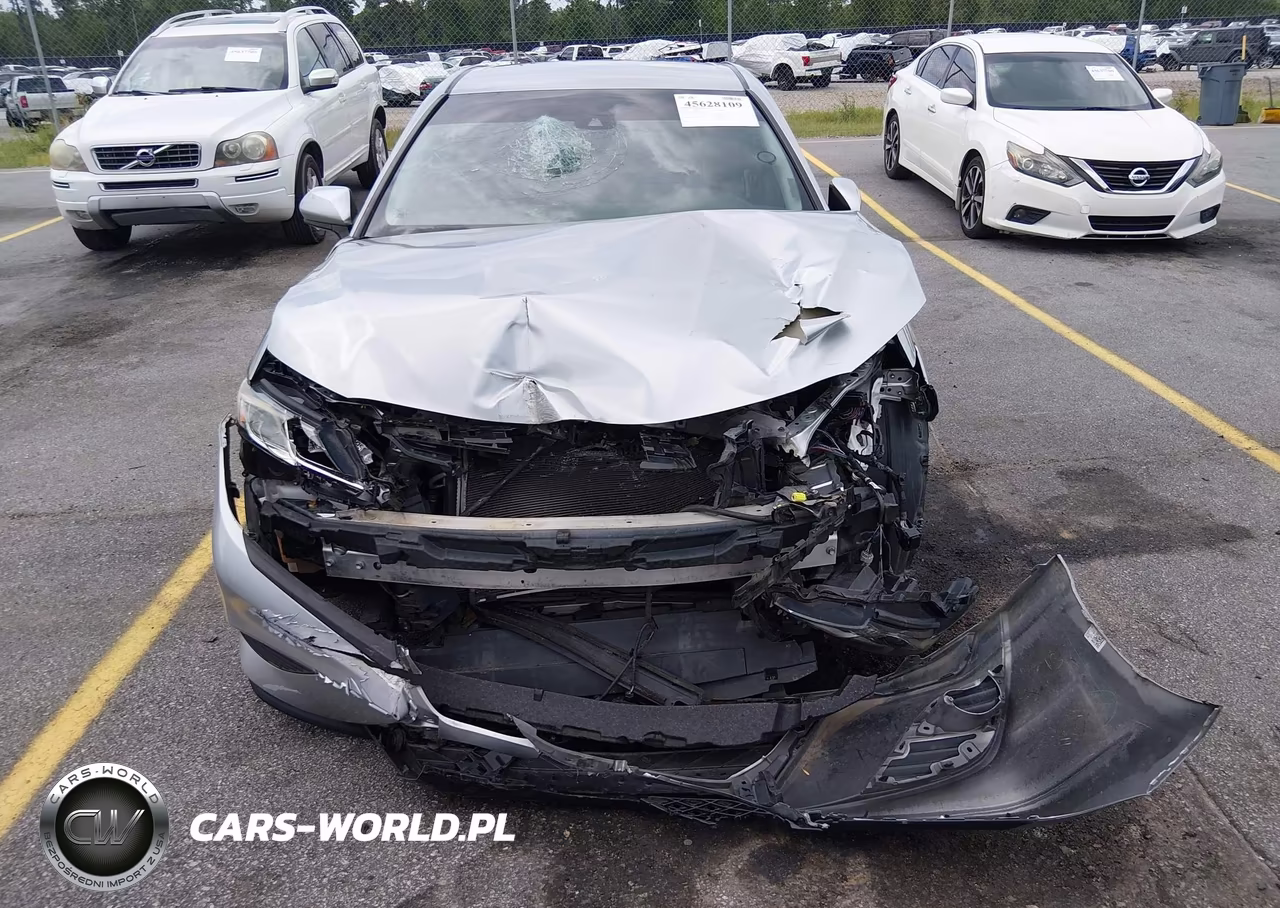 2018 Toyota Camry Se VIN:4T1B11HK3JU656636 - 11