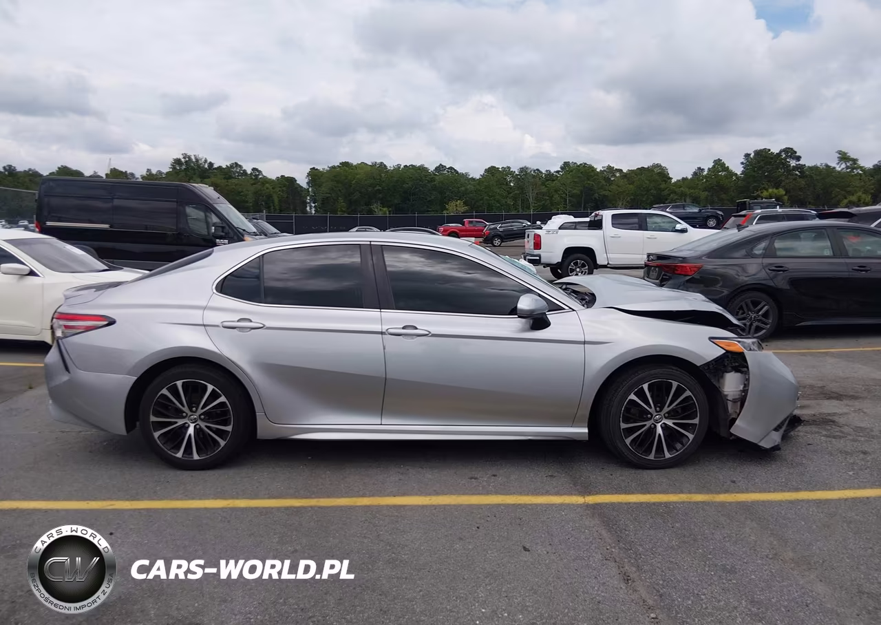 2018 Toyota Camry Se VIN:4T1B11HK3JU656636 - 12