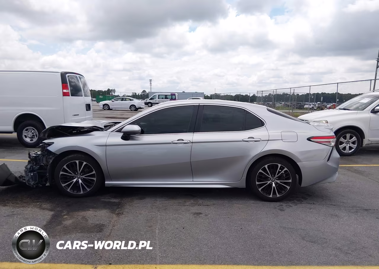 2018 Toyota Camry Se VIN:4T1B11HK3JU656636 - 13