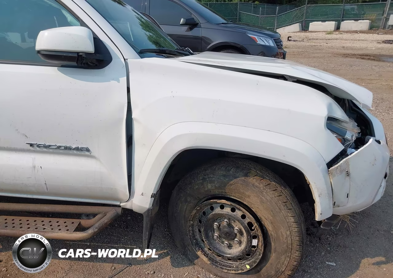 2020 Toyota Tacoma Sr5 V6 VIN:3TMCZ5AN7LM345201 - 18