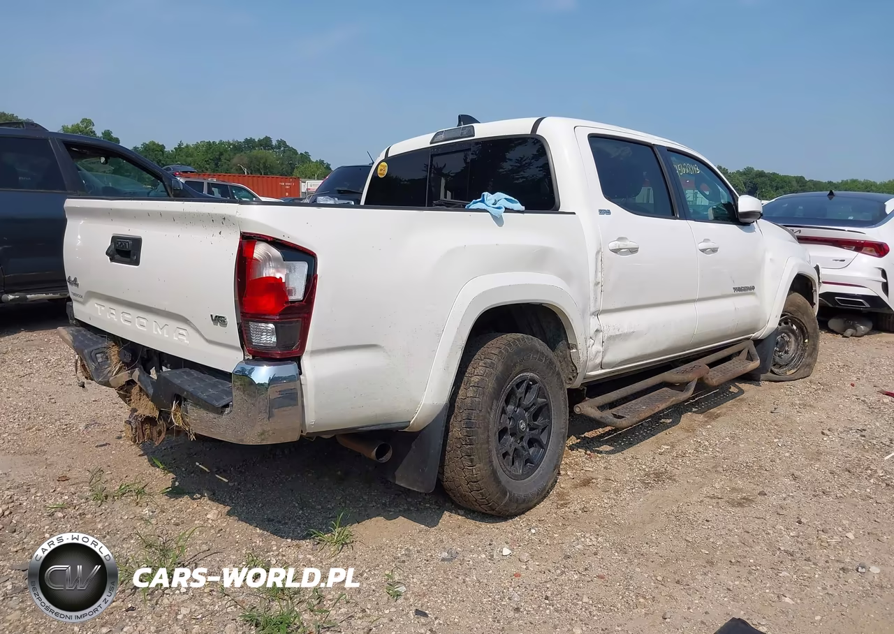 2020 Toyota Tacoma Sr5 V6 VIN:3TMCZ5AN7LM345201 - 4