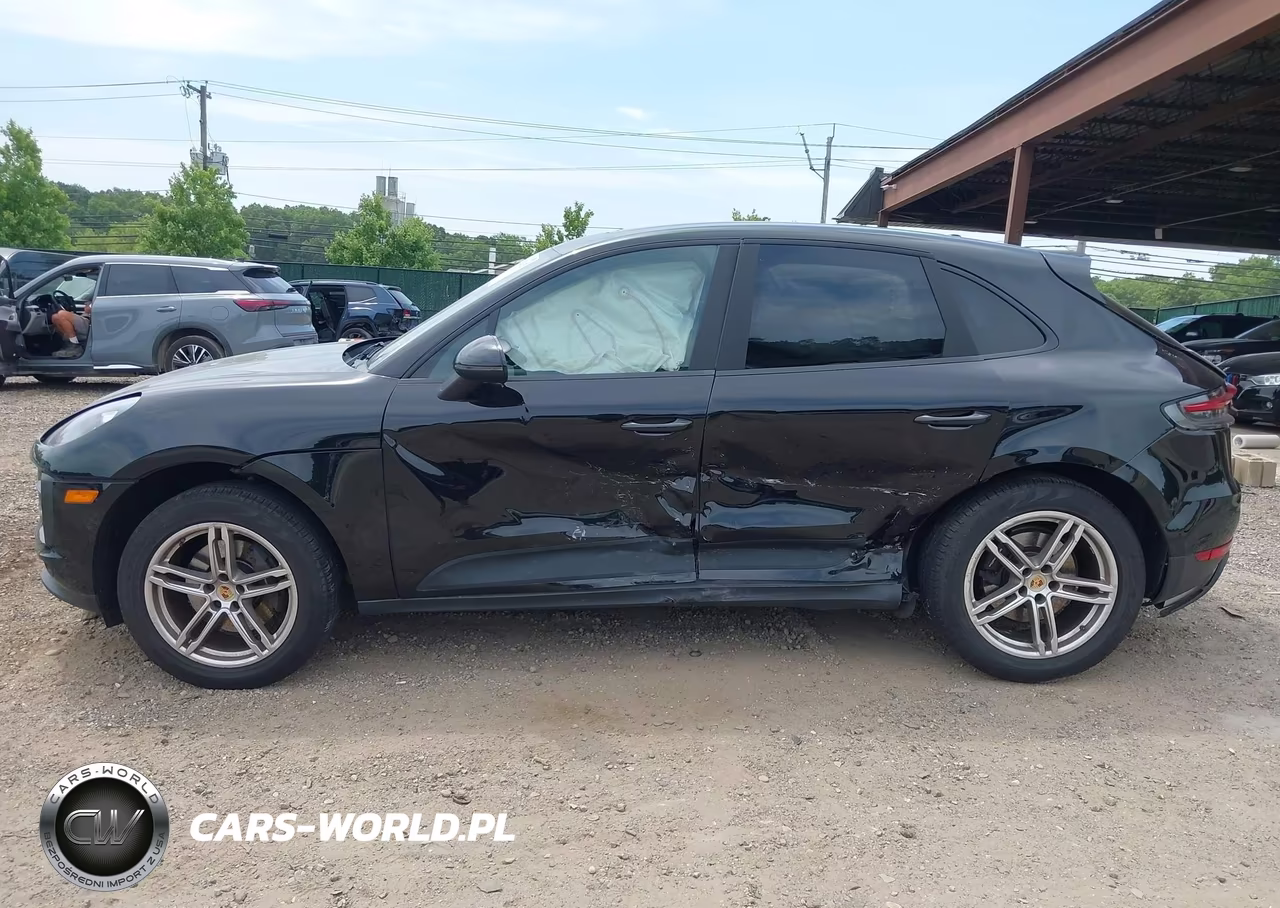 2020 Porsche Macan VIN:WP1AA2A58LLB04101 - 14