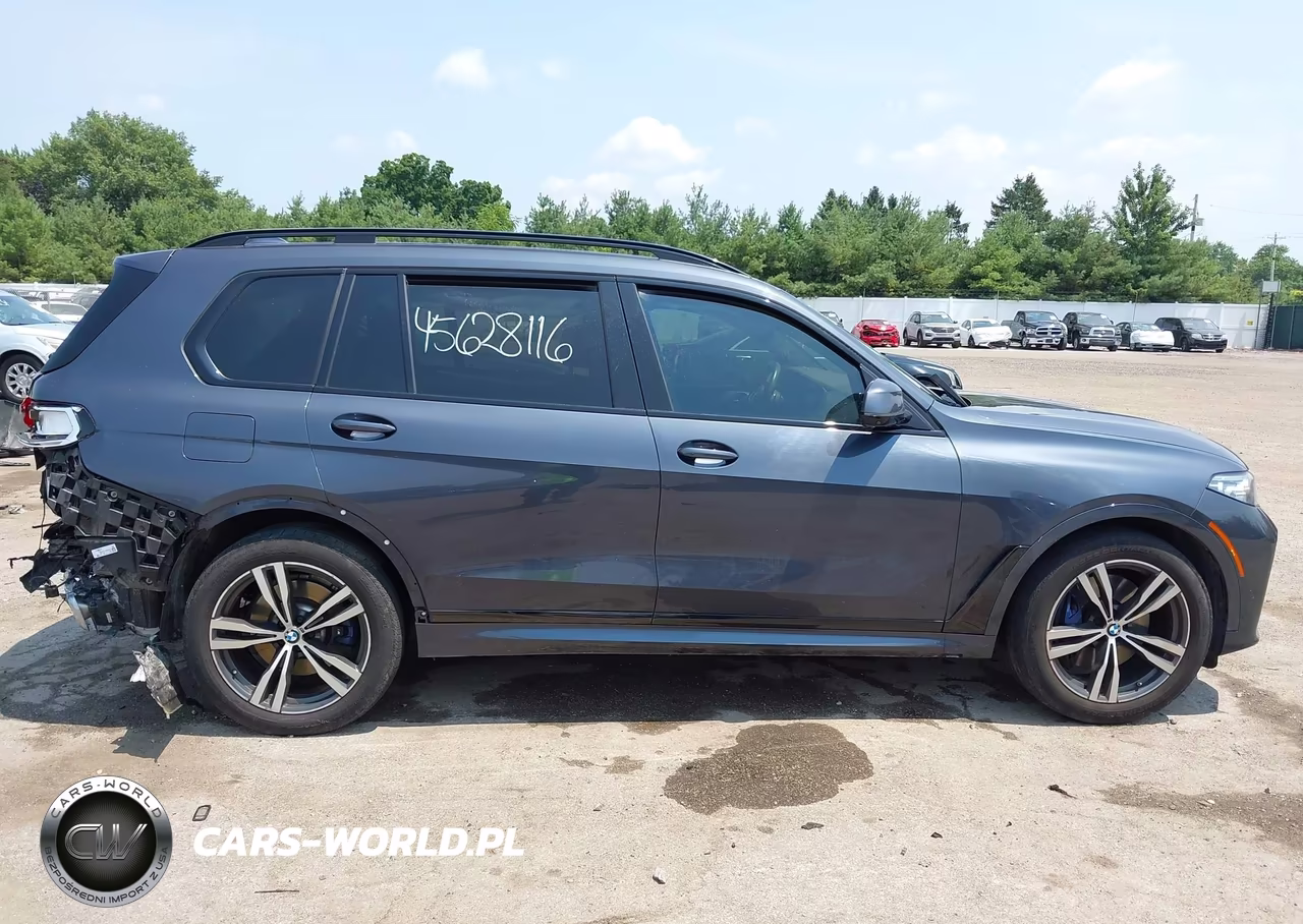 2020 BMW X7 xDrive40I VIN:5UXCW2C04L0E74316 - 13