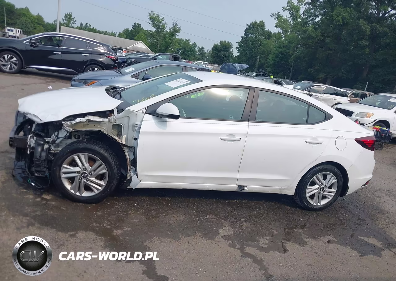 2020 Hyundai Elantra Sel VIN:5NPD84LF6LH545905 - 14