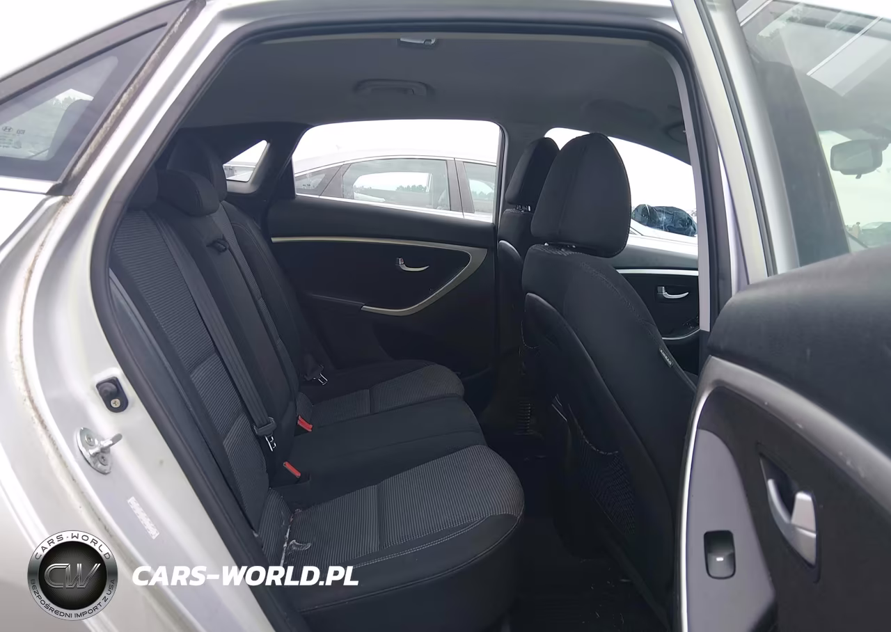 2016 Hyundai Elantra Gt VIN:KMHD35LH0GU270769 - 8
