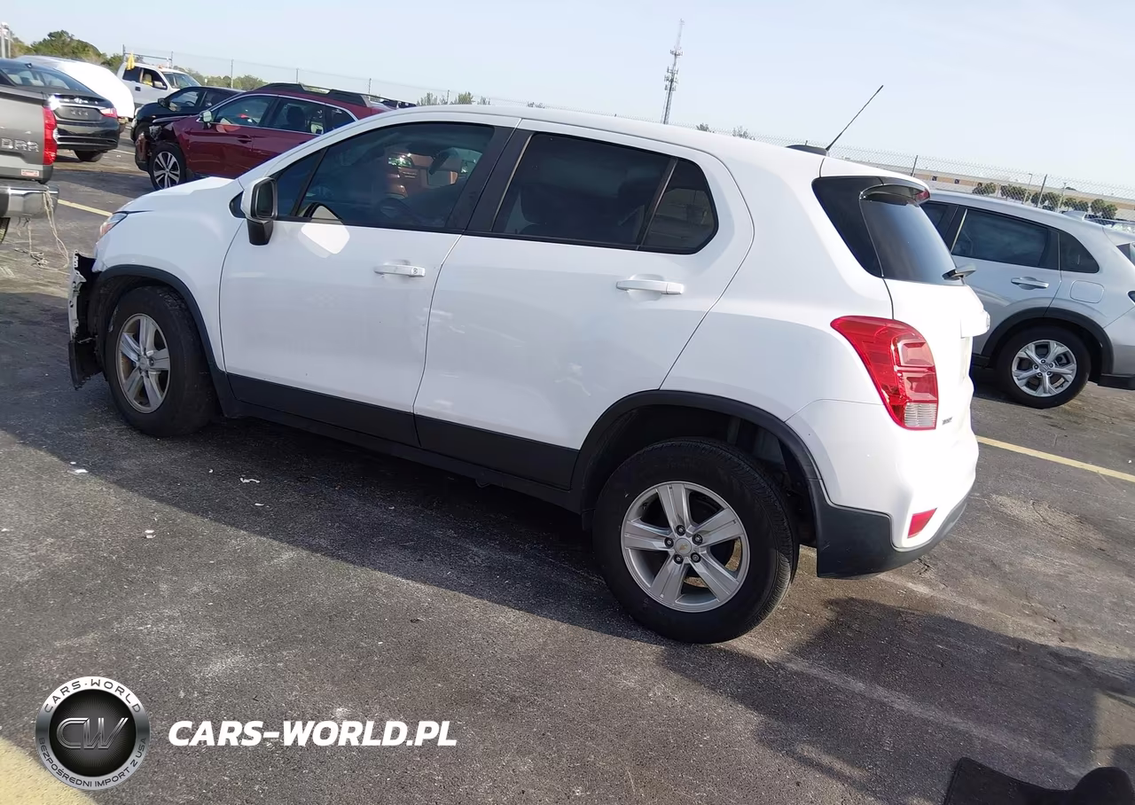 2021 Chevrolet Trax Fwd Ls VIN:KL7CJKSB2MB303485 - 3