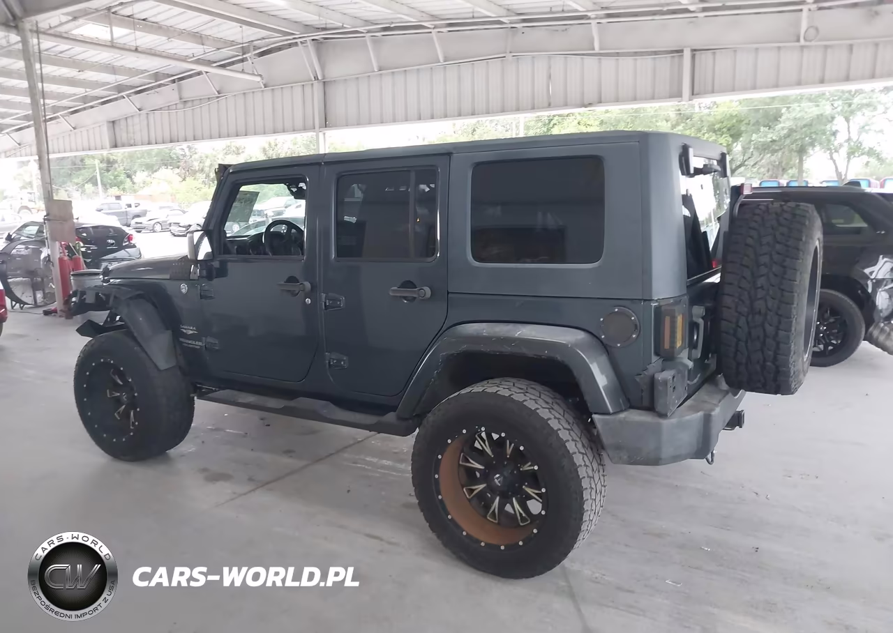 2007 Jeep Wrangler Unlimited Sahara VIN:1J4GA59177L190757 - 15