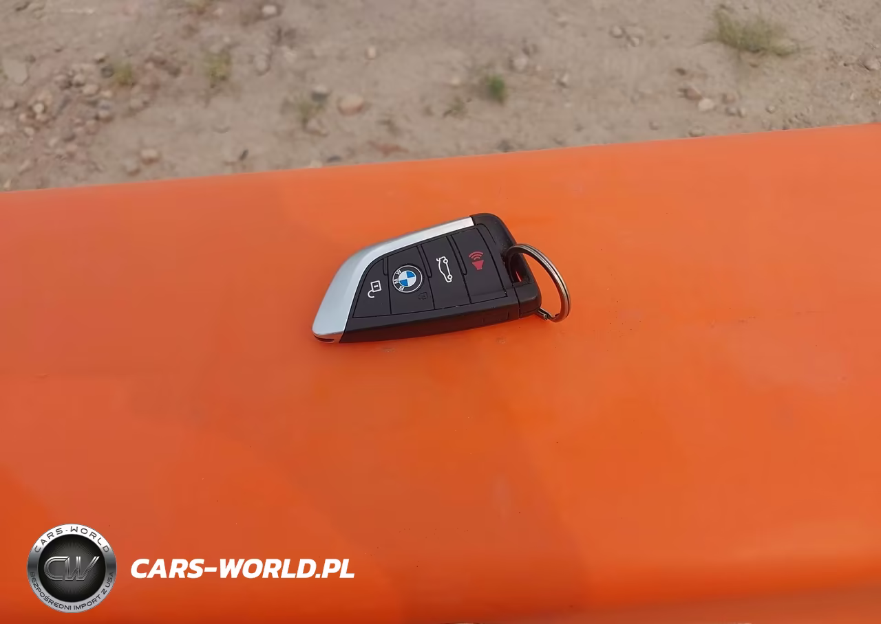 2018 BMW X2 xDrive28I VIN:WBXYJ5C37JEF74897 - 11