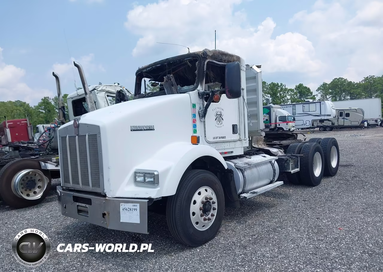 2003 Kenworth Construction T800 VIN:1XKDDU9X03J384149 - 2