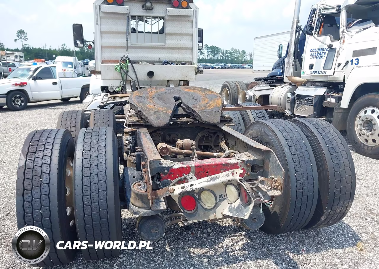 2003 Kenworth Construction T800 VIN:1XKDDU9X03J384149 - 7