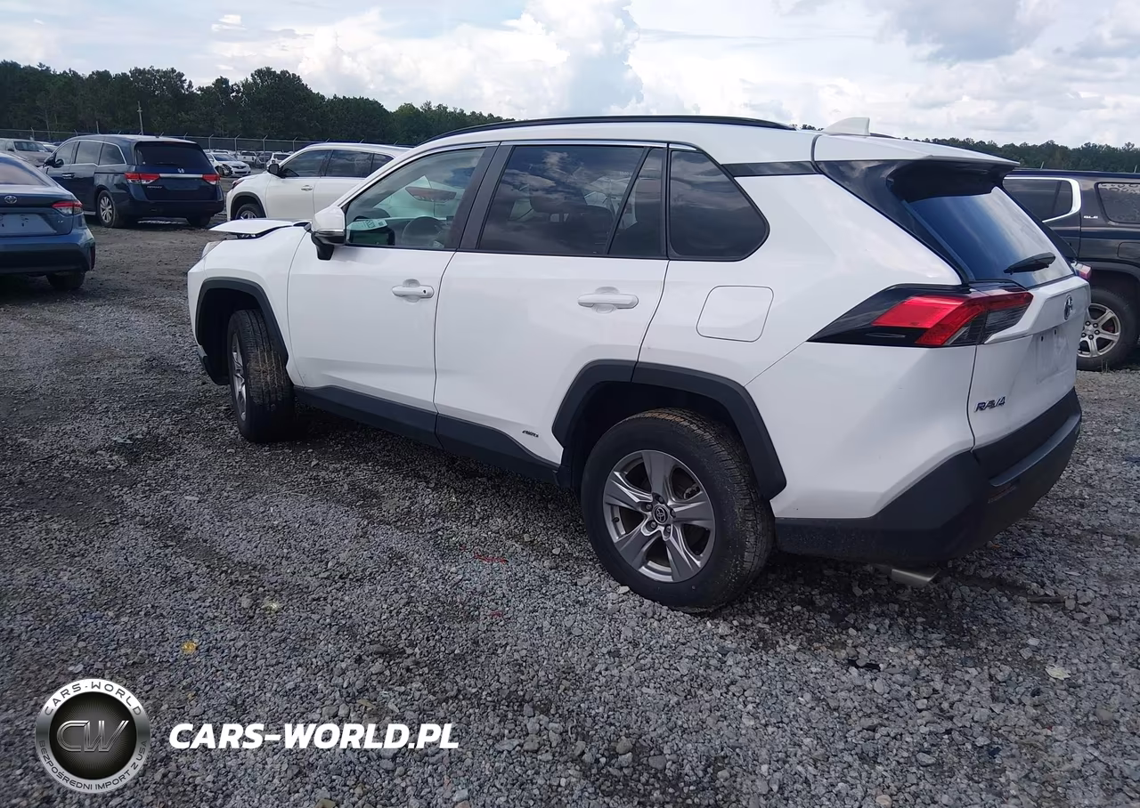 2022 Toyota Rav4 Hybrid Xle VIN:2T3RWRFV2NW135707 - 3