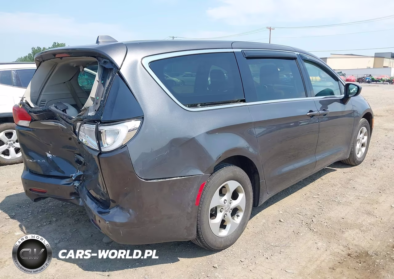2017 Chrysler Pacifica Lx VIN:2C4RC1CG4HR519874 - 4