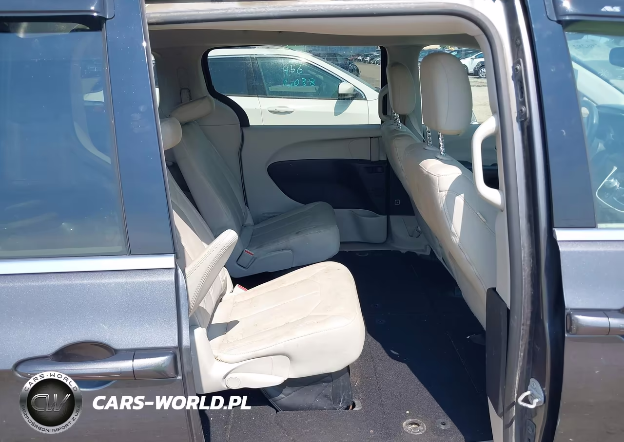 2017 Chrysler Pacifica Lx VIN:2C4RC1CG4HR519874 - 8