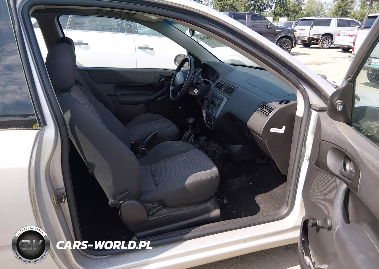 2005 Ford Focus Zx3 VIN:3FAFP31N55R121735 - 5