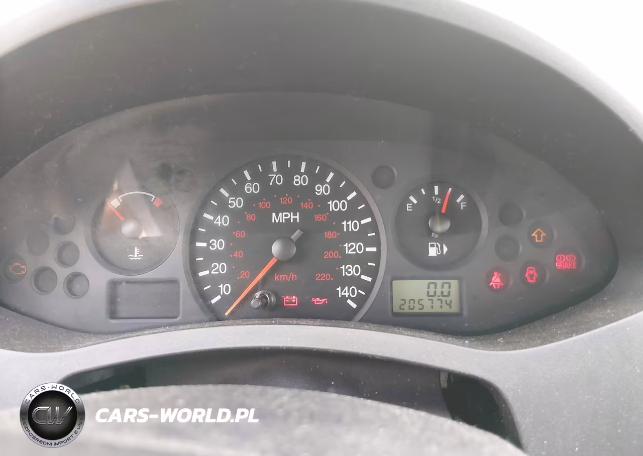 2005 Ford Focus Zx3 VIN:3FAFP31N55R121735 - 7