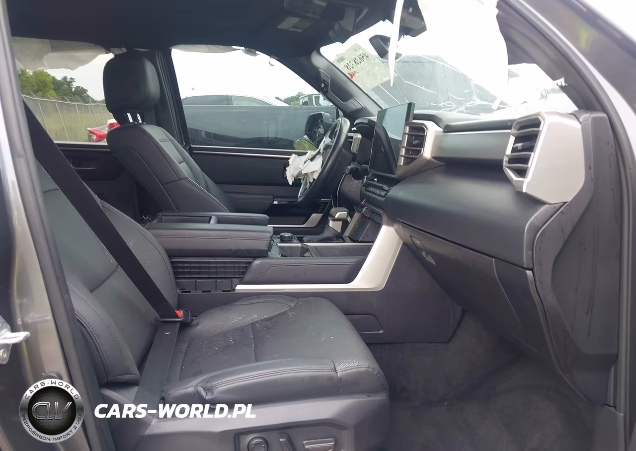2025 Toyota Tundra Limited VIN:5TFJA5DB2SX313085 - 5