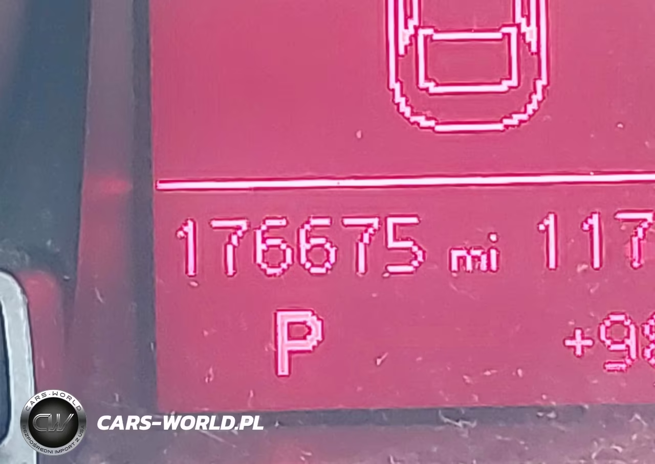 2012 Audi A5 2.0T Premium Plus VIN:WAULFAFR8CA004767 - 12