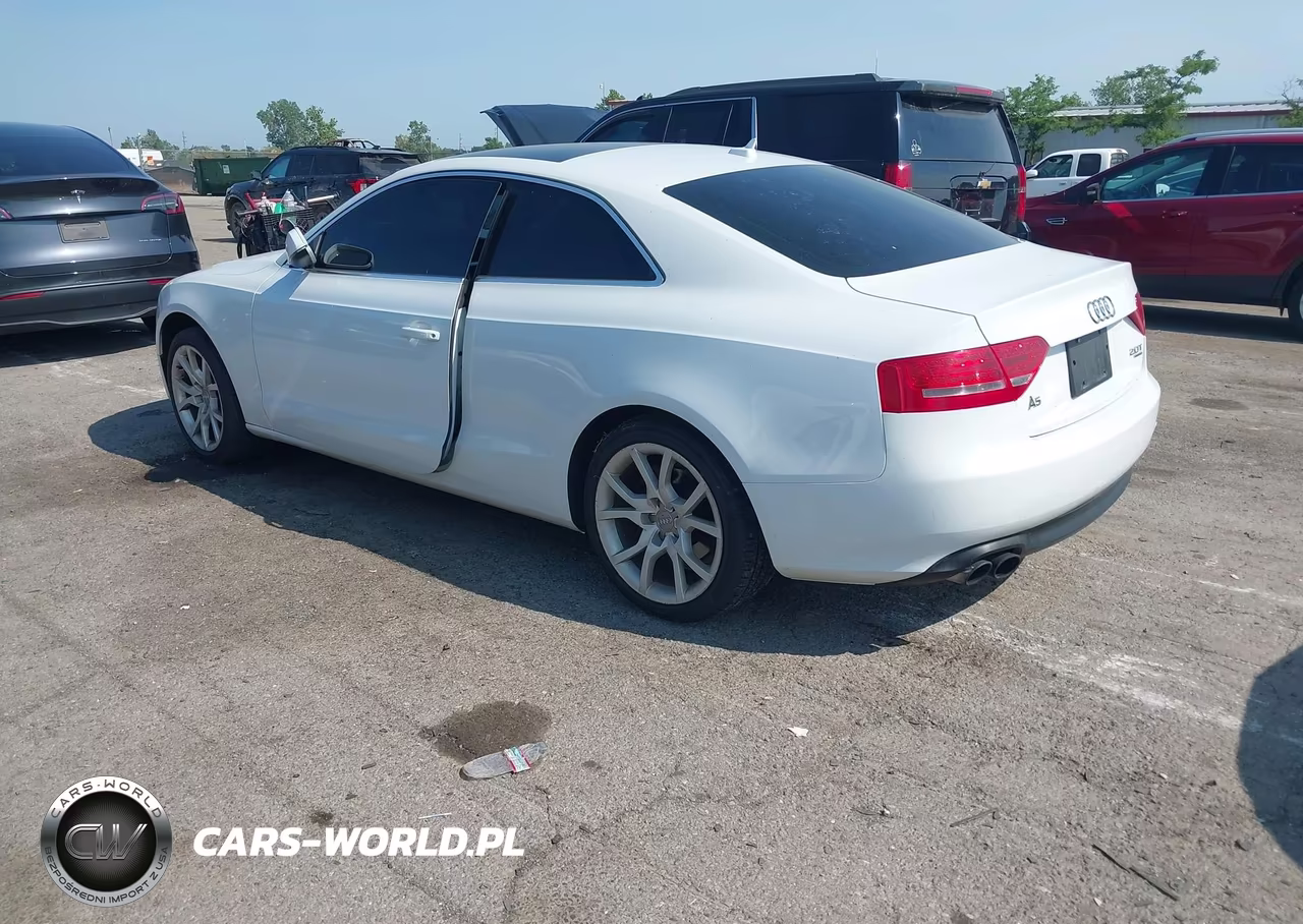 2012 Audi A5 2.0T Premium Plus VIN:WAULFAFR8CA004767 - 3