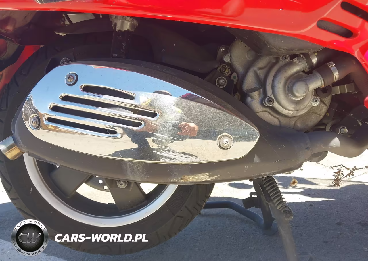 2013 Vespa Gts 300 Super VIN:ZAPM459LXD5703581 - 8