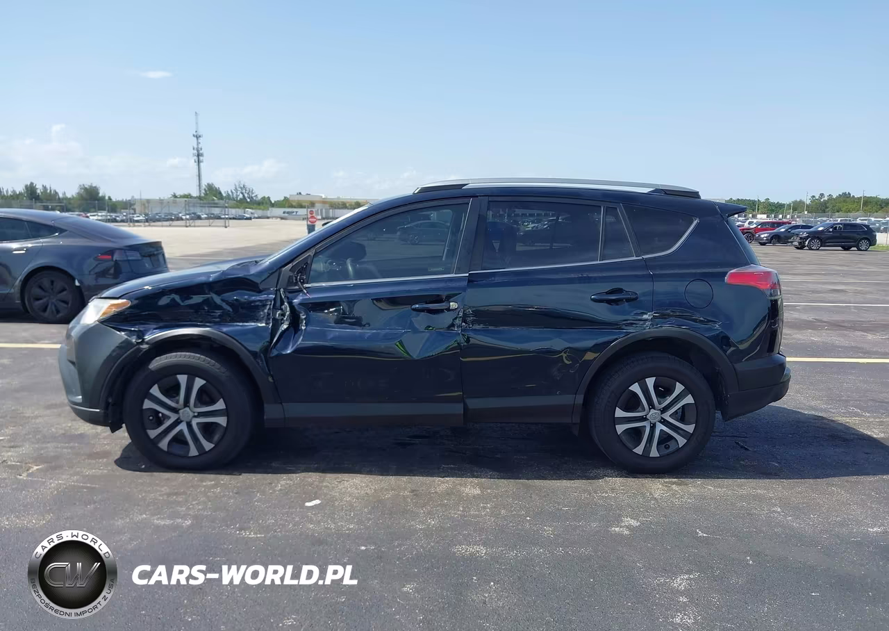 2018 Toyota Rav4 Le VIN:JTMZFREV0JD130966 - 14
