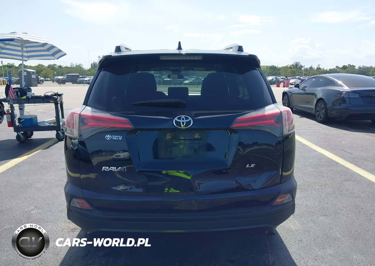2018 Toyota Rav4 Le VIN:JTMZFREV0JD130966 - 16