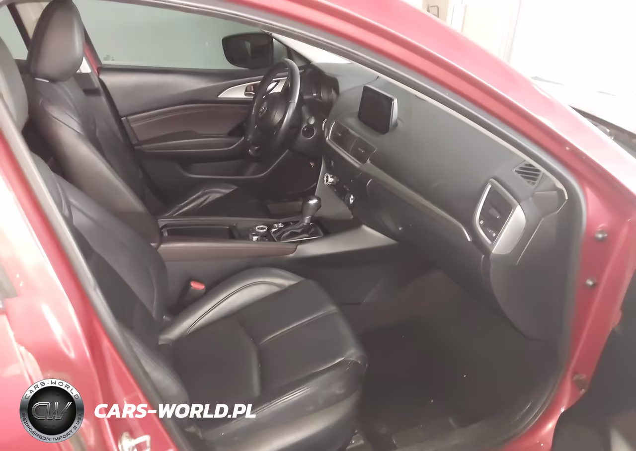 2018 Mazda Mazda3 Touring VIN:3MZBN1L32JM161919 - 5