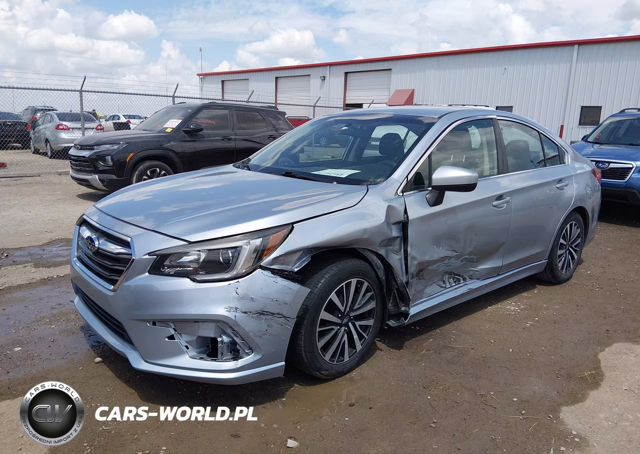 2018 Subaru Legacy 2.5I Premium VIN:4S3BNAC69J3040593 - 2