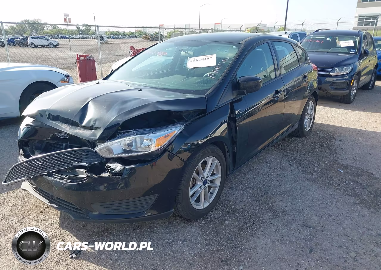 2018 Ford Focus Se VIN:1FADP3K24JL262185 - 2