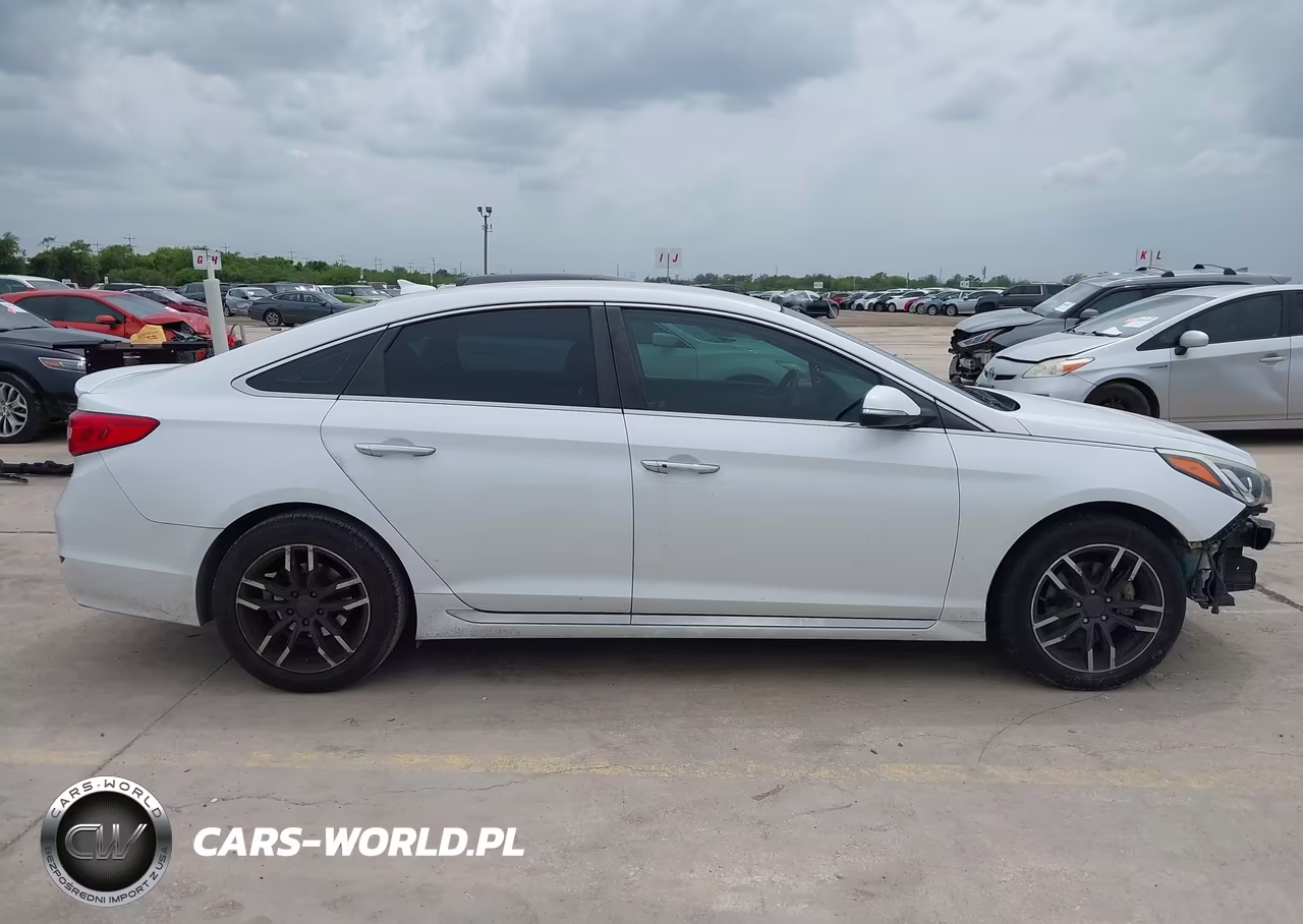2015 Hyundai Sonata Sport VIN:5NPE34AF9FH043187 - 14