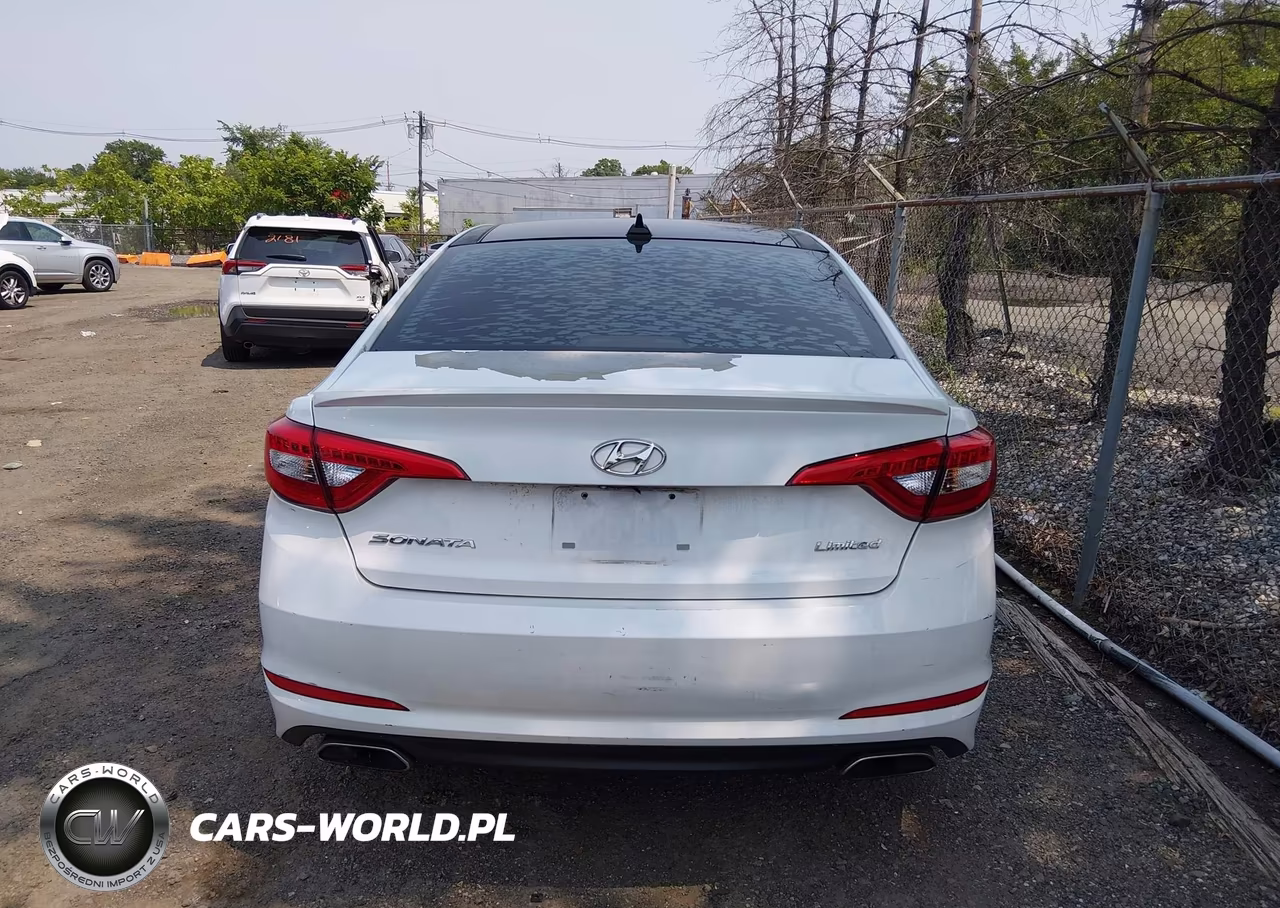 2015 Hyundai Sonata Limited VIN:5NPE34AF8FH027191 - 16