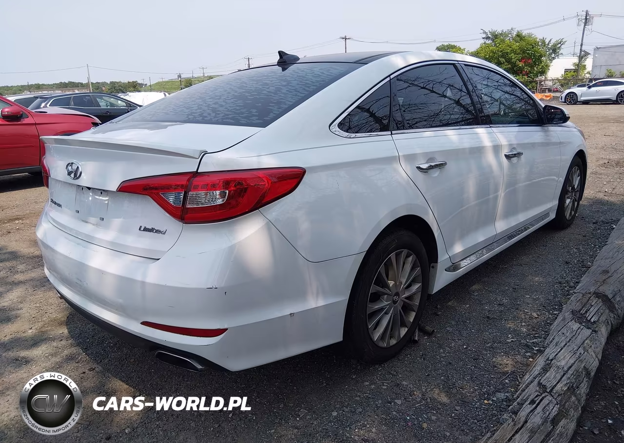 2015 Hyundai Sonata Limited VIN:5NPE34AF8FH027191 - 4