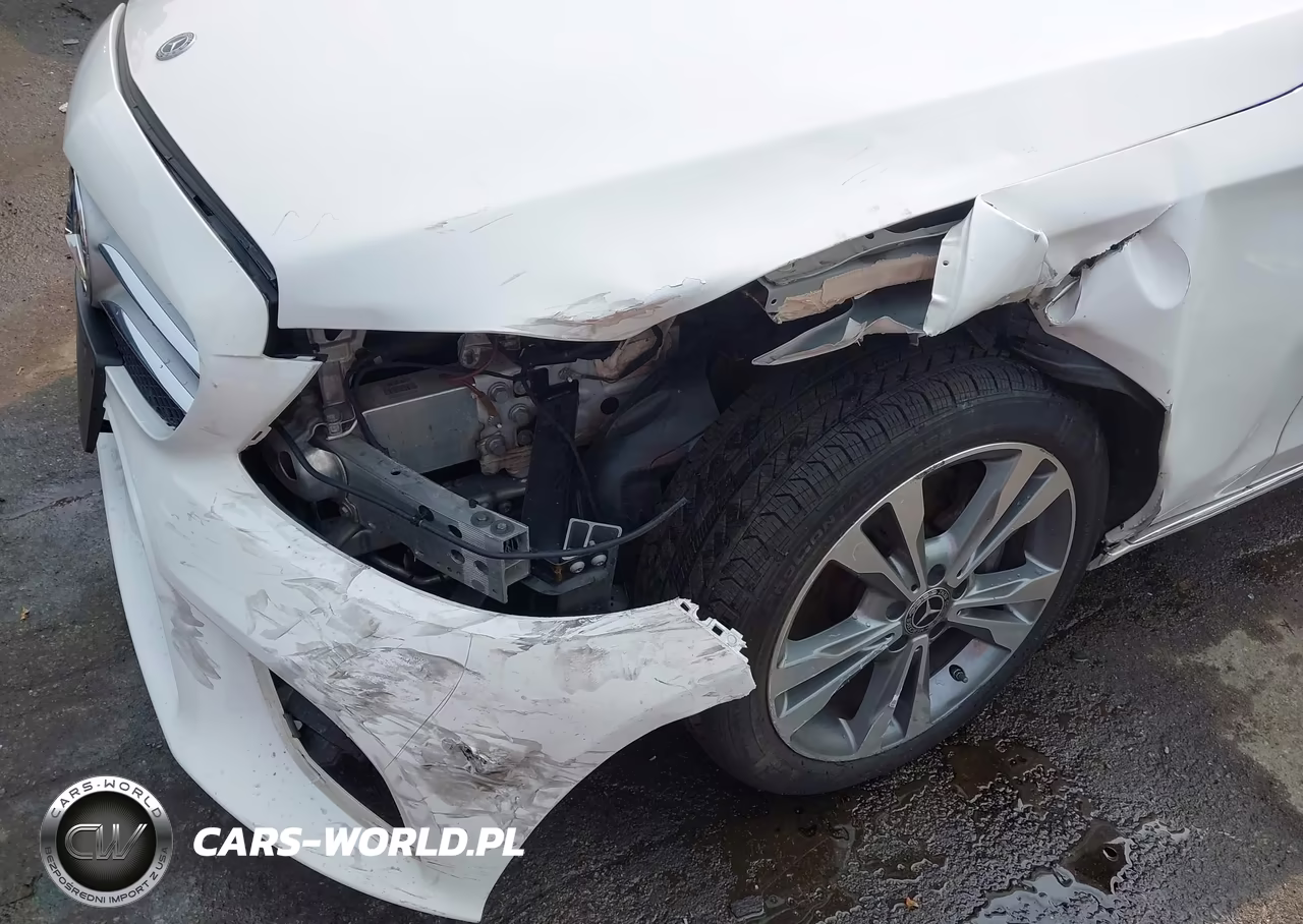 2019 Mercedes-Benz C 300 4Matic VIN:WDDWF8EB0KR512878 - 18